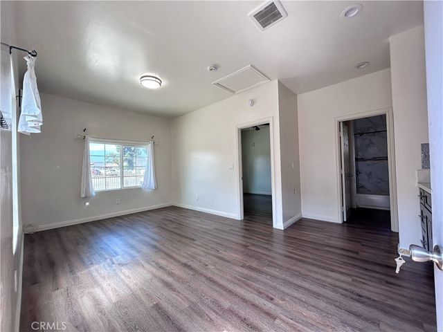 946 Barbara Ln, Pomona, CA 91767