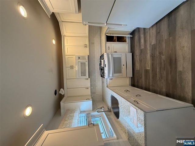 292 Esplanade 35, Hackensack, NJ 07601