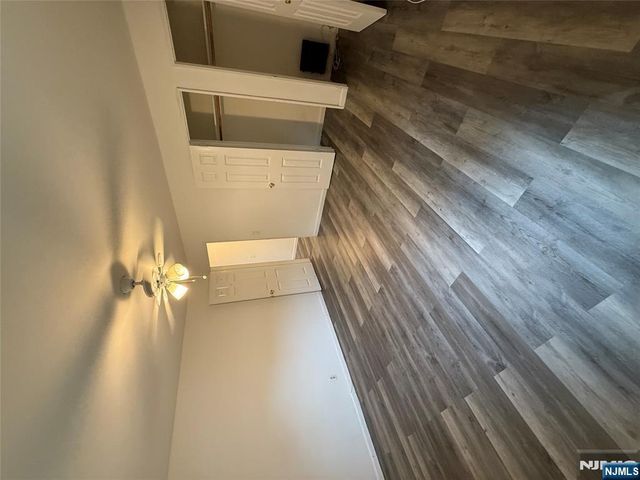 292 Esplanade 35, Hackensack, NJ 07601