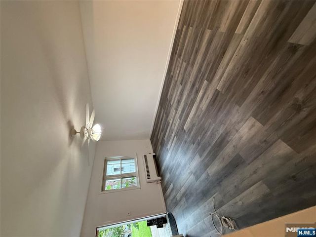 292 Esplanade 35, Hackensack, NJ 07601