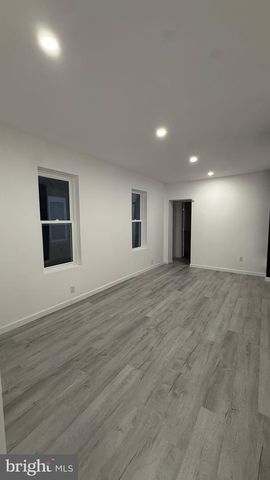 207 N 10TH ST, Reading, PA 19601