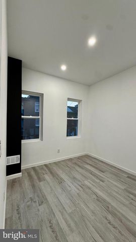 207 N 10TH ST, Reading, PA 19601