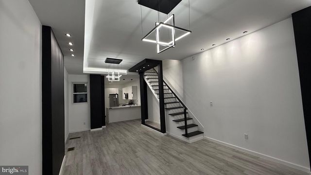 207 N 10TH ST, Reading, PA 19601