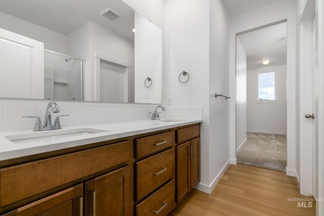 14667 Wing Spread Dr, Caldwell, ID 83607
