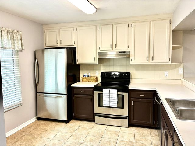 3764 NW 54TH LANE, Gainesville, FL 32653