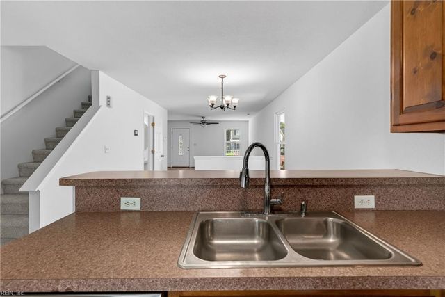 1940 Martin AVE, Chesapeake, VA 23324