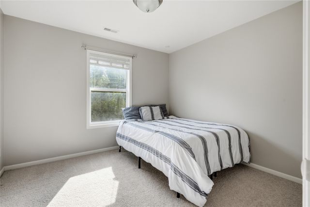 4217 E 48th Street, Des Moines, IA 50317