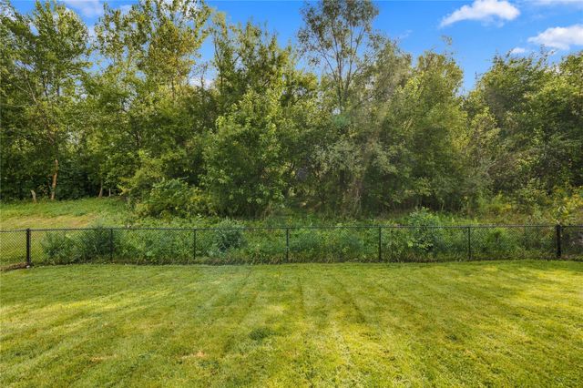 4217 E 48th Street, Des Moines, IA 50317