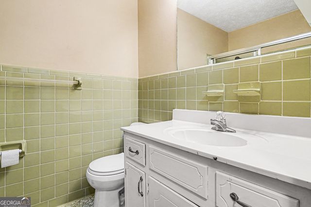 141 Grove Road, Locust Grove, GA 30248