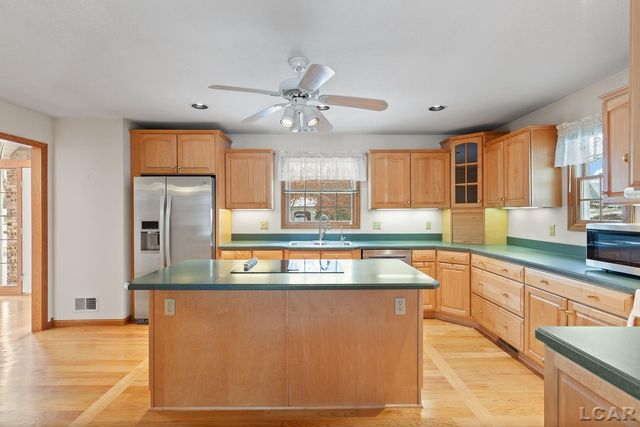 618 Nokomis Drive, Tecumseh, MI 49286