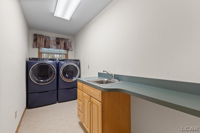 618 Nokomis Drive, Tecumseh, MI 49286