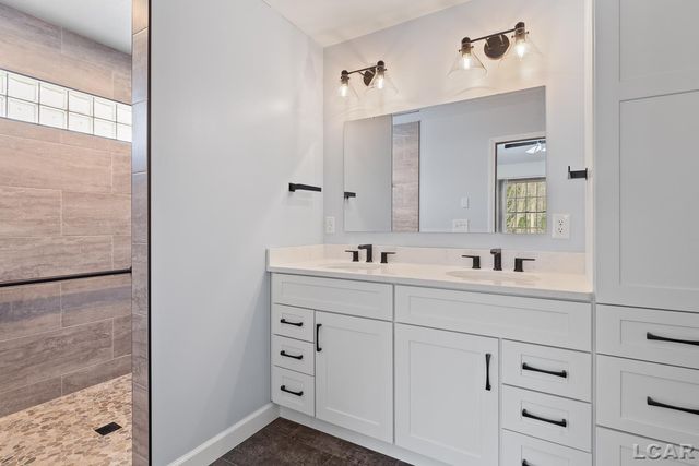 618 Nokomis Drive, Tecumseh, MI 49286