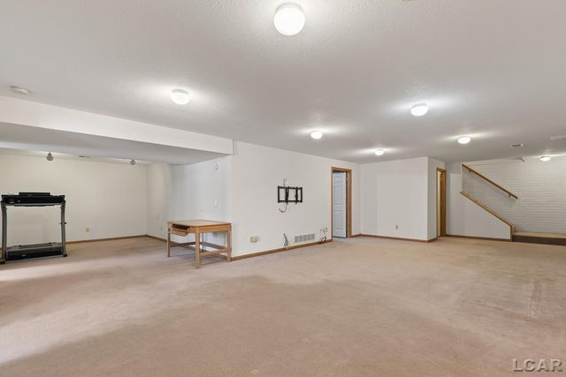 618 Nokomis Drive, Tecumseh, MI 49286