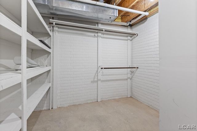 618 Nokomis Drive, Tecumseh, MI 49286