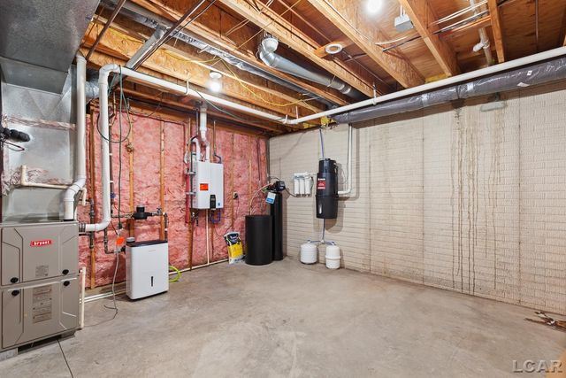 618 Nokomis Drive, Tecumseh, MI 49286