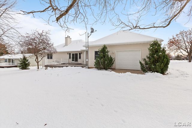 618 Nokomis Drive, Tecumseh, MI 49286