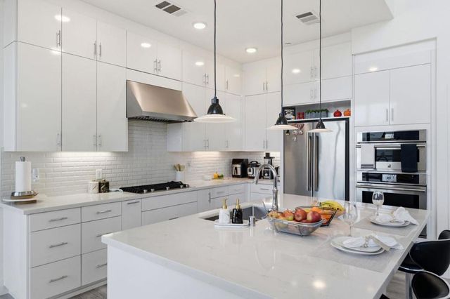 1748 Kilowatt Way 401, Fremont, CA 94539