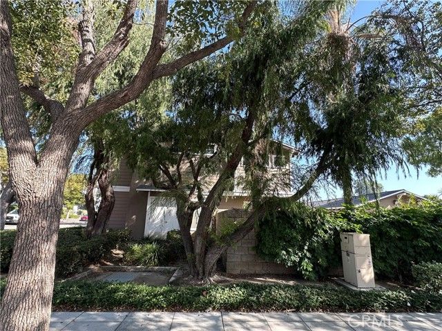 406 E Center, Anaheim, CA 92805