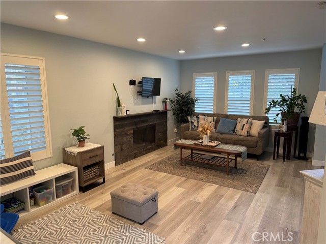 406 E Center, Anaheim, CA 92805