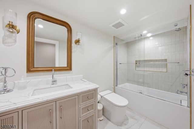 3 Wimple Way, Bridgewater Twp., NJ 08807