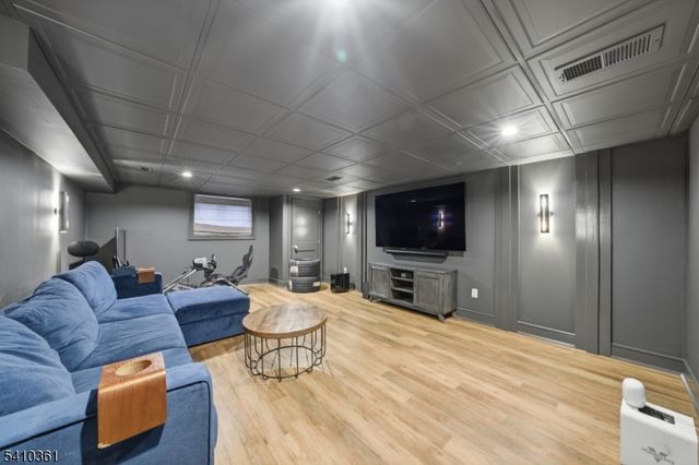 3 Wimple Way, Bridgewater Twp., NJ 08807