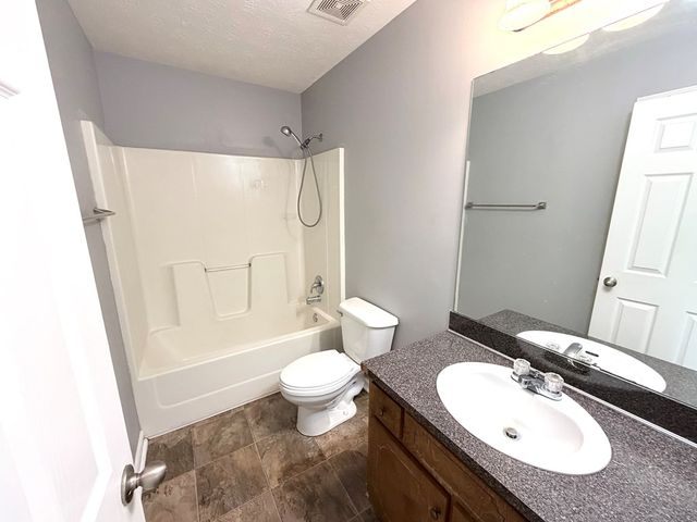 67 Redwood Drive, Phenix City, AL 36869