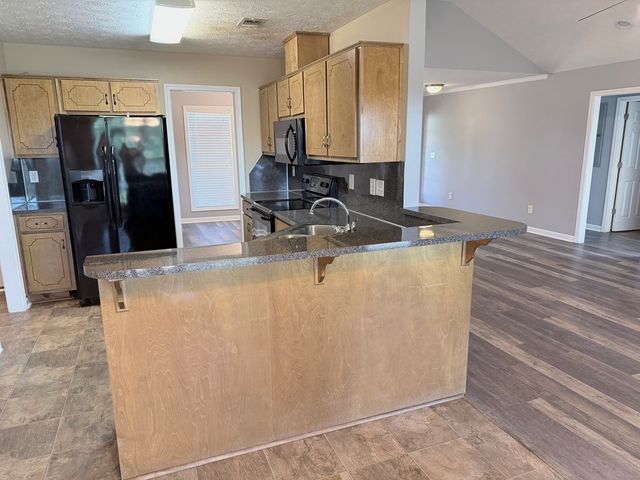 67 Redwood Drive, Phenix City, AL 36869