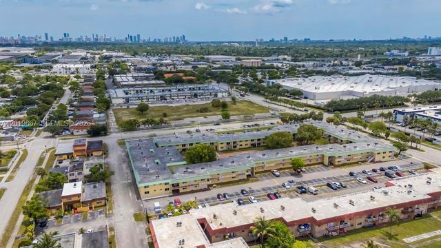505 NW 177th Street 136, Miami Gardens, FL 33169
