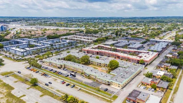 505 NW 177th Street 136, Miami Gardens, FL 33169