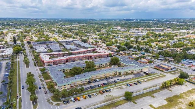 505 NW 177th Street 136, Miami Gardens, FL 33169