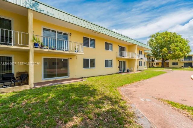 505 NW 177th Street 136, Miami Gardens, FL 33169