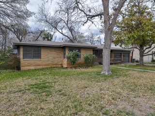 5902 Shoalwood Ave, Austin, TX 78757