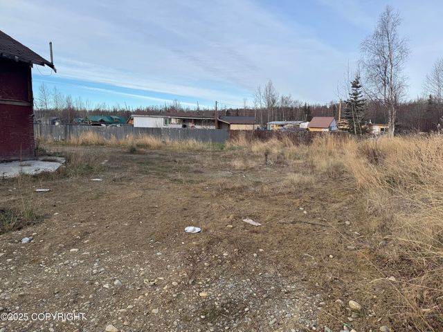 1524 N Pioneer Peak Drive, Wasilla, AK 99654