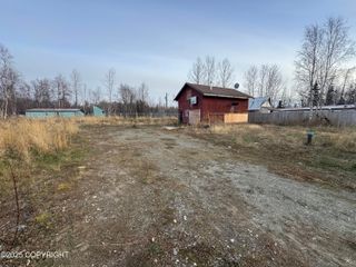 1524 N Pioneer Peak Drive, Wasilla, AK 99654