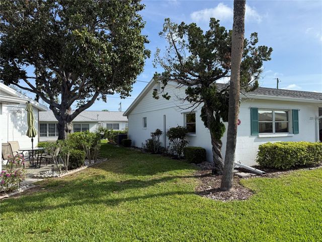 2221 ORANGE BLOSSOM LANE, Bradenton, FL 34207