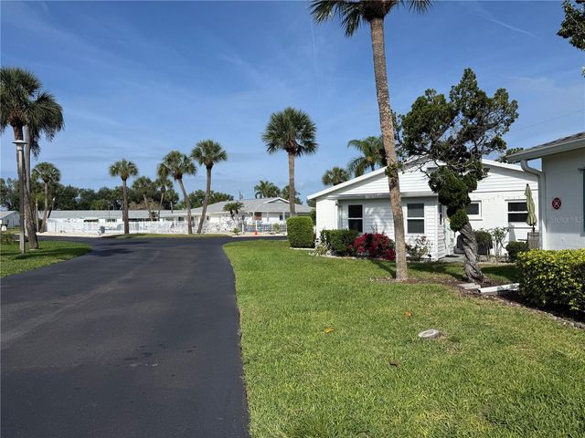 2221 ORANGE BLOSSOM LANE, Bradenton, FL 34207