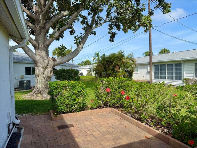 2221 ORANGE BLOSSOM LANE, Bradenton, FL 34207