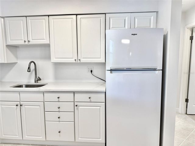 2221 ORANGE BLOSSOM LANE, Bradenton, FL 34207