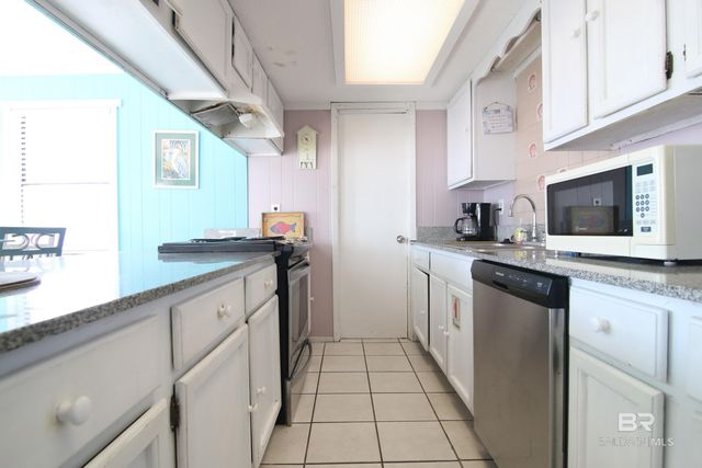 1292 W Beach Boulevard, Gulf Shores, AL 36542