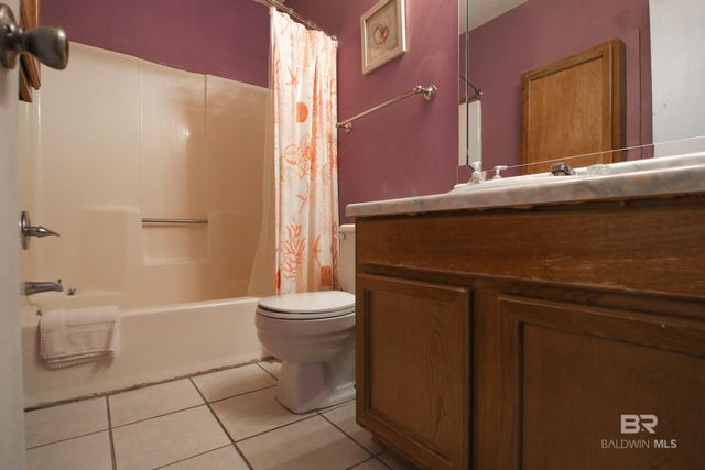 1292 W Beach Boulevard, Gulf Shores, AL 36542