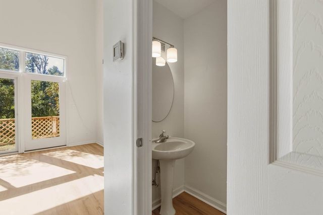 1699 Silverwood Drive, Tallahassee, FL 32301