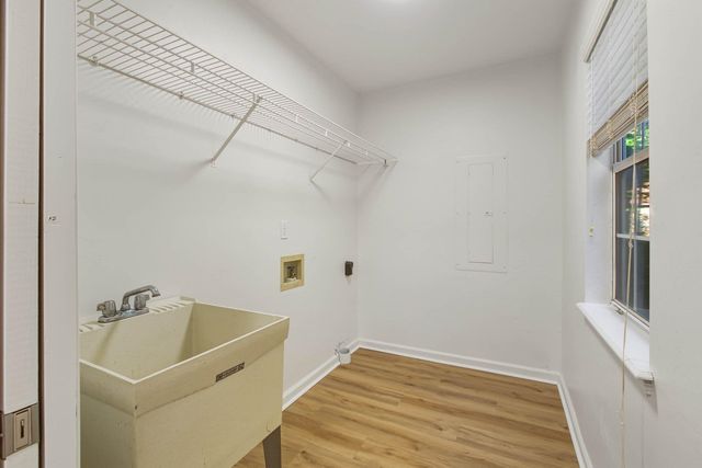 1699 Silverwood Drive, Tallahassee, FL 32301