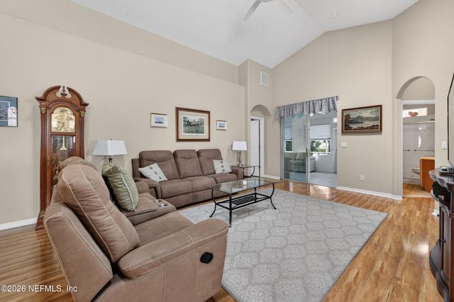 141 W WATERSIDE Parkway, Palm Coast, FL 32137