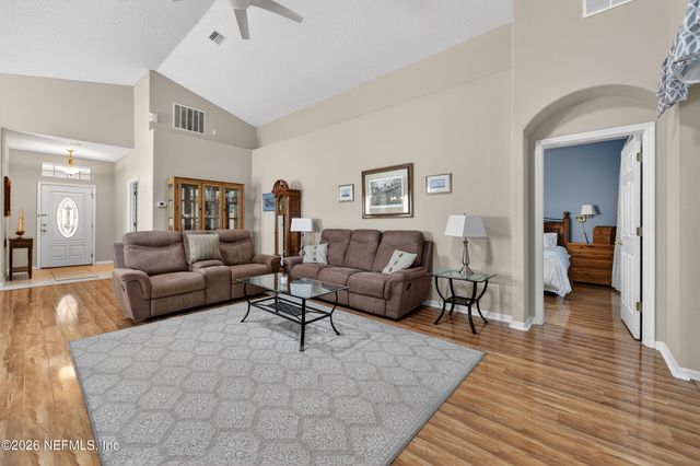 141 W WATERSIDE Parkway, Palm Coast, FL 32137