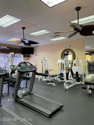 141 W WATERSIDE Parkway, Palm Coast, FL 32137