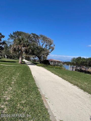 141 W WATERSIDE Parkway, Palm Coast, FL 32137