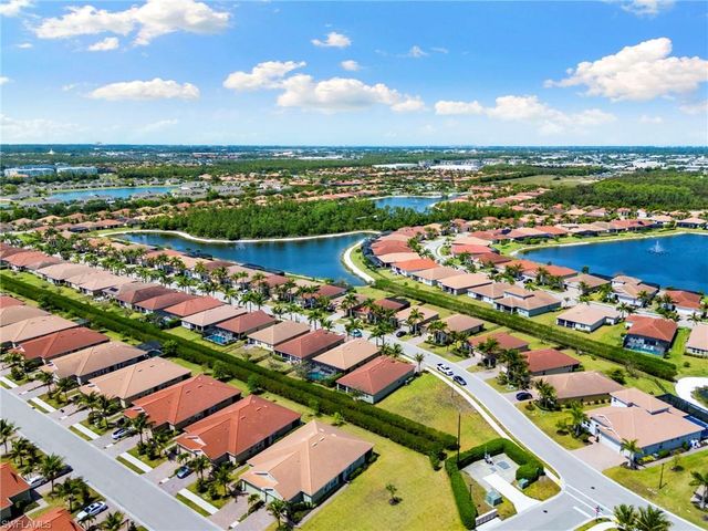 3215 Birchin LN, Fort Myers, FL 33916