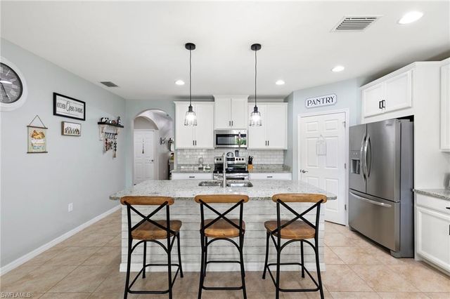 3215 Birchin LN, Fort Myers, FL 33916
