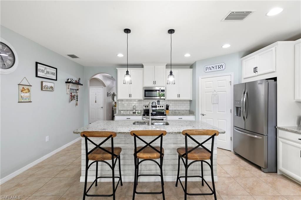 3215 Birchin LN, FORT MYERS, FL 33916 — photo 5