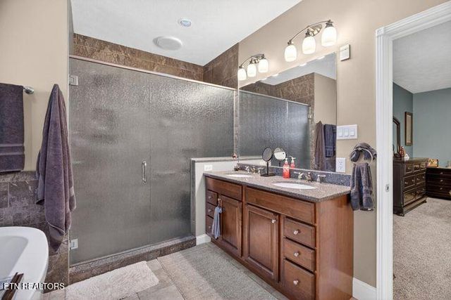 1086 St Ives Court, Morristown, TN 37814